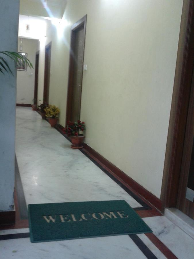 Basil Inn Home Stay Walking Distance From Taj Mahal Agra Agra  Zewnętrze zdjęcie