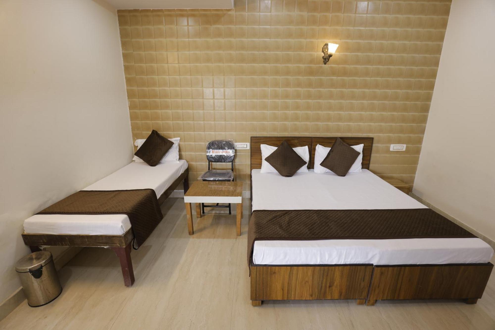 Basil Inn Home Stay Walking Distance From Taj Mahal Agra Agra  Zewnętrze zdjęcie